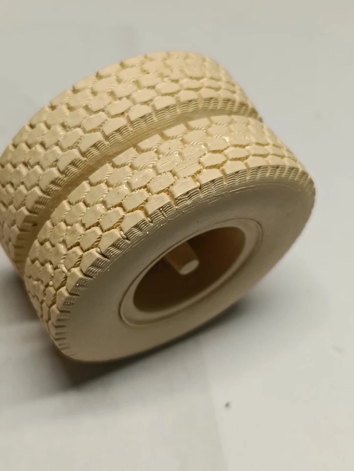 Set 8 ruote trilex per fiat 682- 690 - Immagine 3 di 4