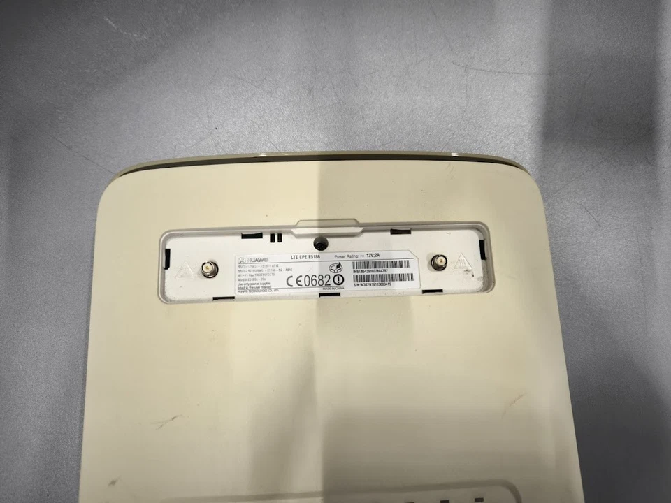 Router Huawei LTE CPE E5186S-22A - Usado, Funcional - Imagen 3 de 4