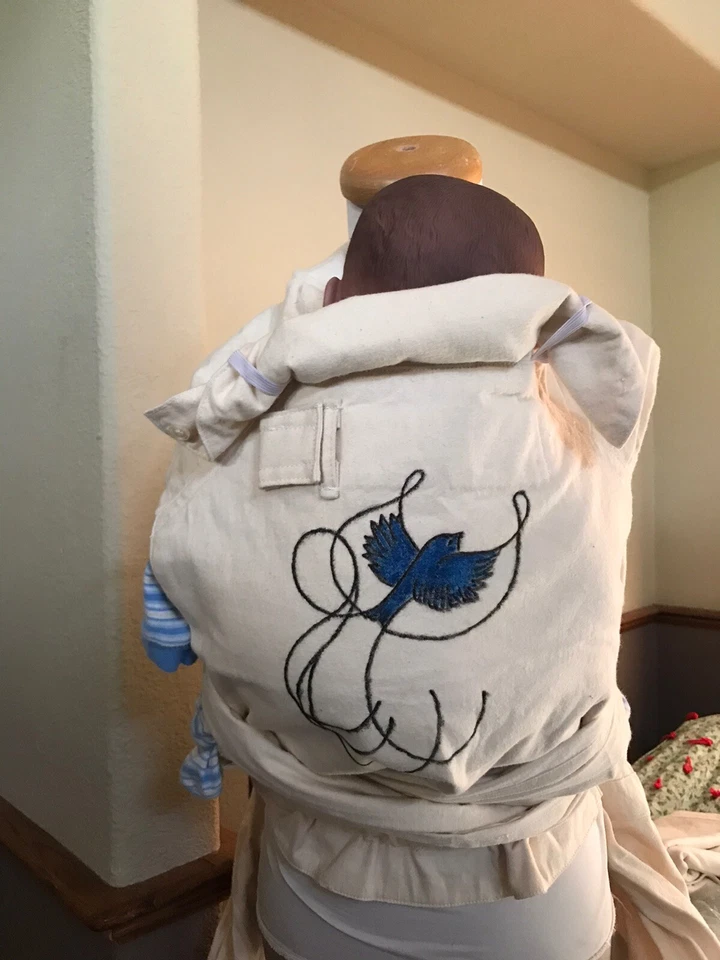 Envoltório de estilingue para porta-bebês feito sob medida One And Only Mei Tai - Imagem 2 de 4