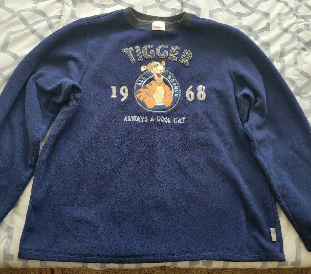 Disney Store Tigger Fleece Sweatshirt Always A Cool Cat 1968 Blue 
