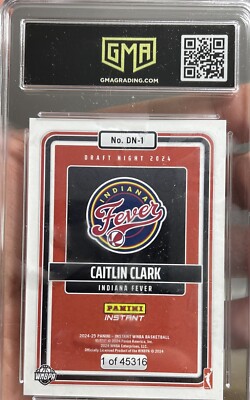 Panini Instant WNBA 2024 2024 Panini Instant Caitlin Clark Rookie Card – Indiana Fever & Iowa Hawkeyes WNBA/NCAA 2024 Wnba Basketball Cards - Foto 2