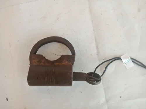 Old Vintage Beautiful Round Shape Handmade Screw Type Iron Padlock With Key P20 - Picture 13 of 14