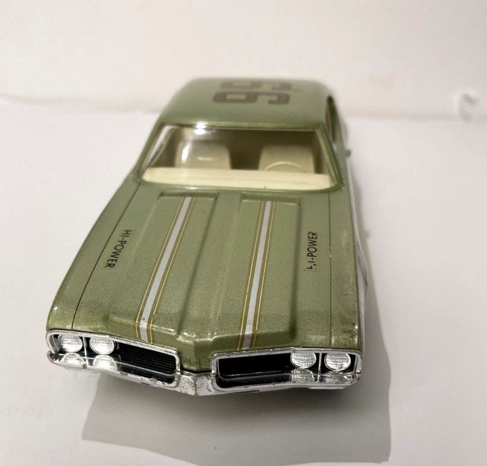 Vintage AMT/C19 Oldsmobile Promo Car 1969 Green Model 1/25 - Image 3 of 4