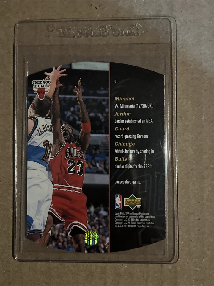 1997-98 SPX azul troquelado Michael Jordan, Scottie Pippen, Dennis Rodman Salón de la fama  Foto 3 de 4