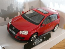 CARARAMA VOLKSWAGEN VW GOLF GTI MK5 RED CAR MODEL 4-47040 1:43