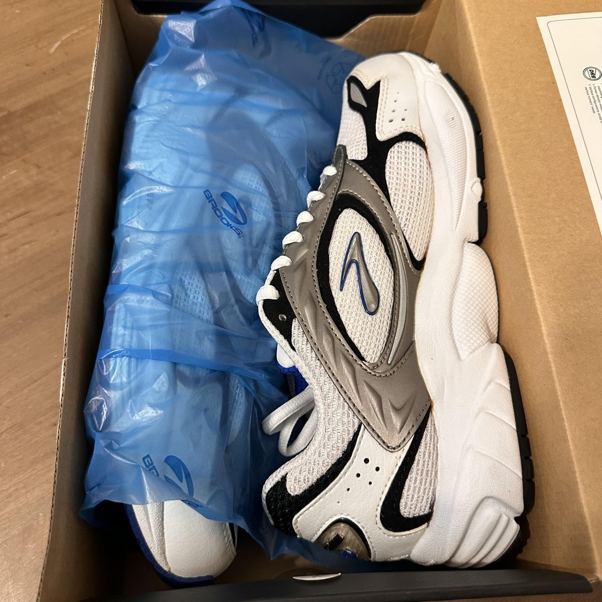 Brooks Dyad 3 Shoes Mens Size 7.5 White Blue Running Walking  display picture 3