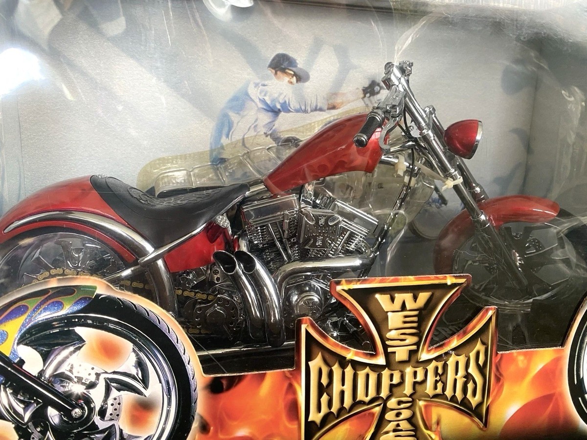 WEST COAST CHOPPERS 1:5 SCALE DIABLO SOFT TAIL DIE CAST MOTORCYCLE