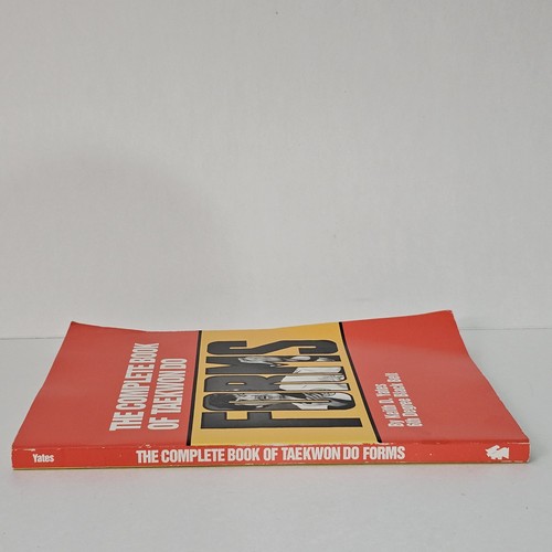 The Complete Book of Taekwondo FORMS Keith D. Yates / Vintage Paperback / 1982 - Picture 3 of 14