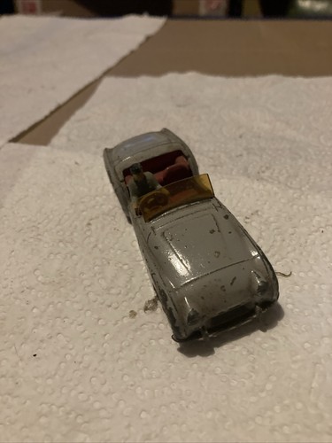 1950s Vintage Dinky Triumph TR2 Touring Sports Car No 105 - Picture 5 of 6