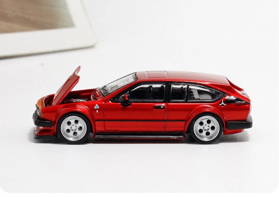 Escala 1/64 Alfa Romeo GTV6 Rojo Diecast Coche Modelo Juguete Colección Regalo TPC Foto 3 de 4