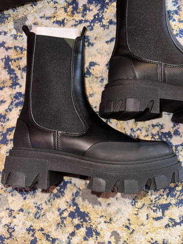 Ganni Cleared Heeled Mid Size Chelsea Boots Women Size 36eu/5.5us MSRP $445 - Picture 2 of 17