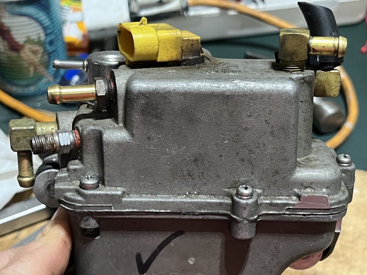 60 hp Mercury vst VAPOR SEPARATOR & fuel pump 883202T02 60 hp Mercury vst VAPOR SEPARATOR & fuel pump 883202T02