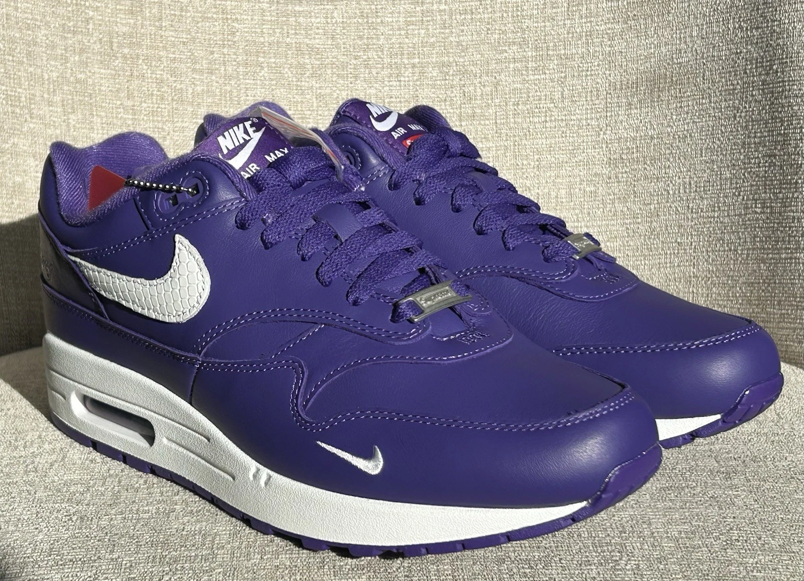 Nike Supreme x Air Max 1 '87 SP Varsity violet taille UK 7,5 neuf dans sa boîte