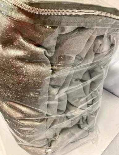 Hotel Collection "Helix" F/Q Coverlet, New - Picture 5 of 5