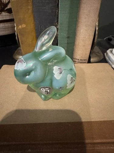 Fenton Glass Bunny Rabbit Figurine Willow Green Opalescent Painted C Curry