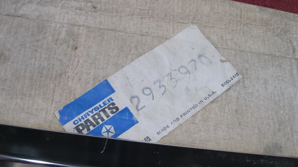 Новый из старых запасов Mopar 1969 Chrysler Newport Заказной молдинг для правой передней двери, 4 двери - Изображение 2 из 4