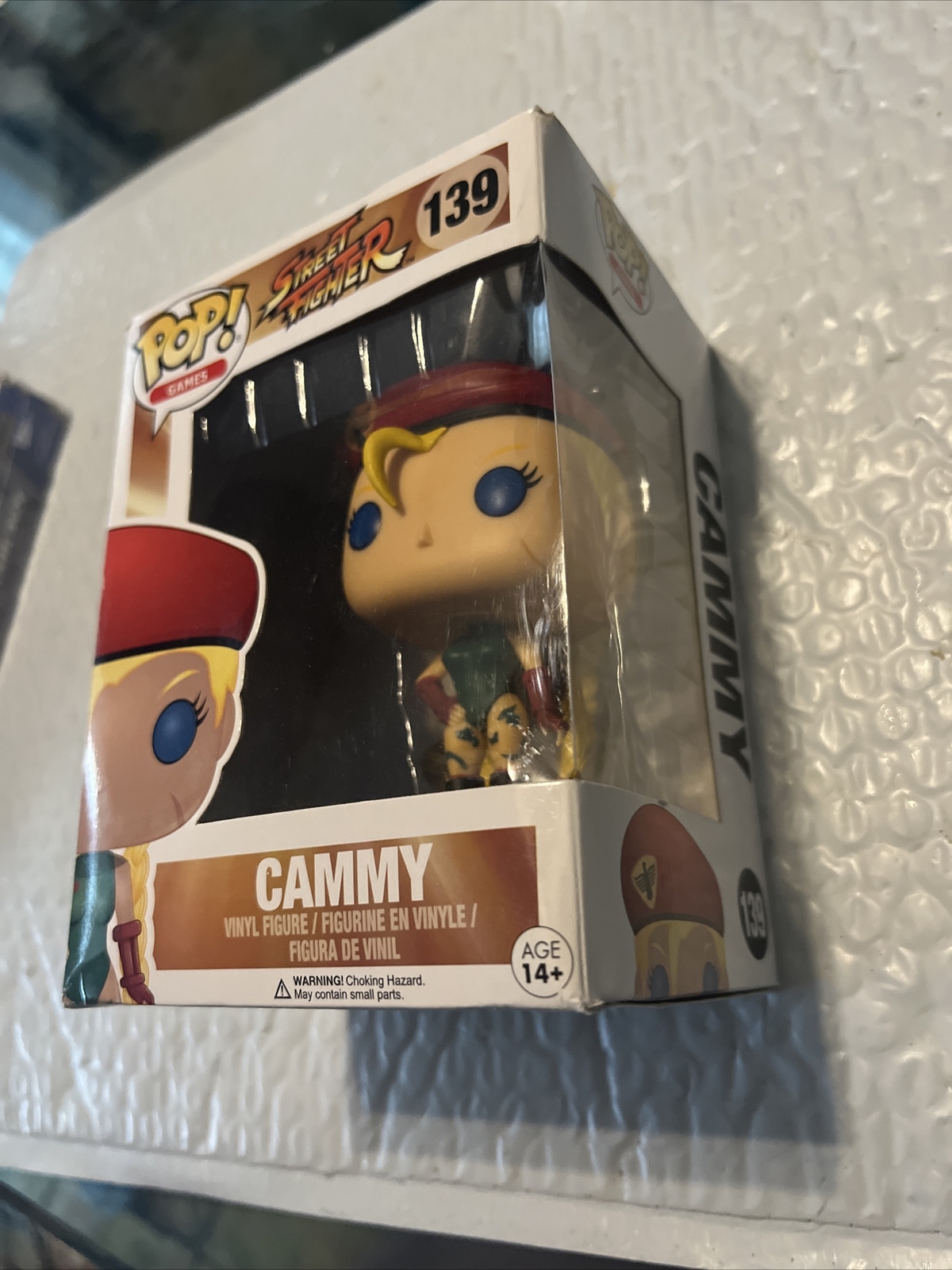 Funko Pop! Juegos Street Fighter: Cammy #139 Nueva Caja Dañada
