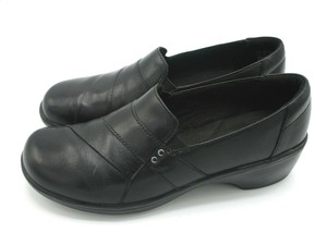 clarks may marigold brown