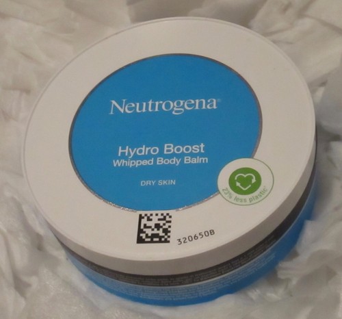 NEUTROGENA HYDRO BOOST BÁLSAMO CORPORAL BATIDO PIEL SECA 200ml SELLADO. 23% MENOS PLÁSTICO - Imagen 2 de 3