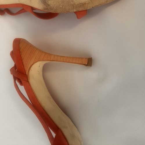 Manolo Blahnik Coral Suede Strappy Sandal Heels Size 39.5 4” heel - Picture 6 of 12