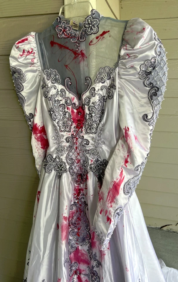 Vestido de novia gótico satinado perlas muertas cadáver novia manga larga pequeño Foto 3 de 4