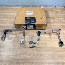 Yamaha OEM NOS WINDSHIELD MOUNTING HARDWARE / STR-4WM03-40-00 / ROADSTAR