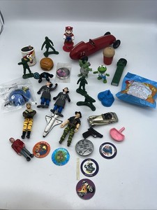 MTB-90s Vintage Junk Lot Of Fast Food Happy Meal Toys- Unsealed Toy.