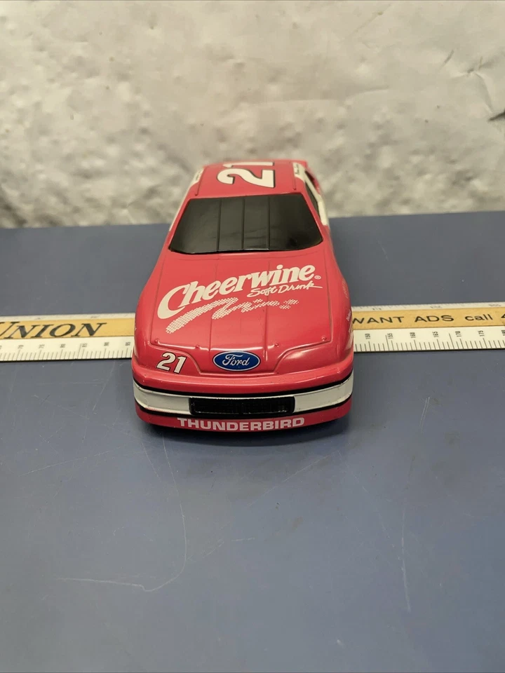 #21 Cheerwine Morgan Shepherd 1994 Racing Champions 1:24 Diecast Bank 1 de 5000 Foto 3 de 4