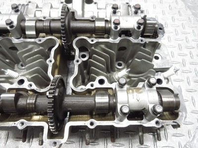 Kazページ 86 Kawasaki Kz1000 KZ 1000 Police OEM Cylinder Head for sale