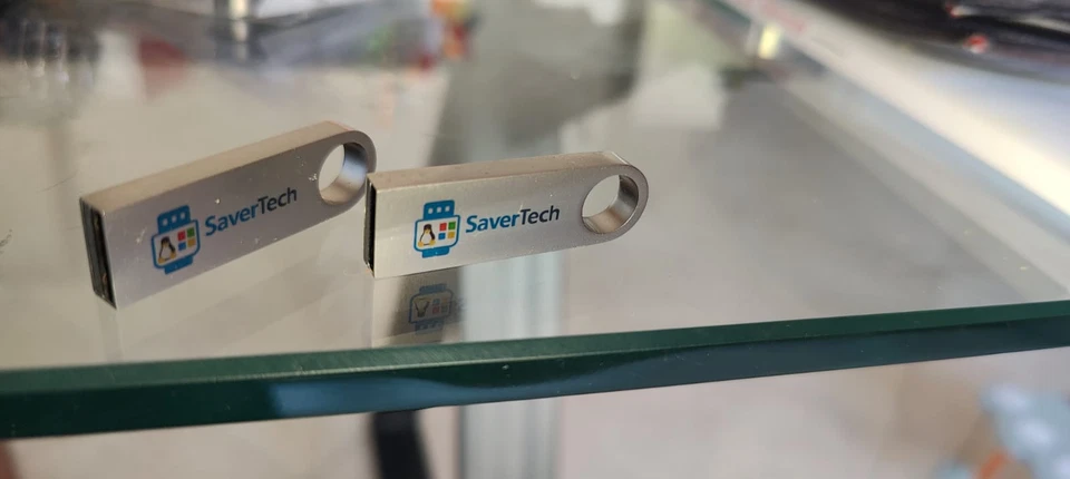 Pendrive USB 16 GB avviabile con Ubuntu 24.04.3 Preinstallato Sistema Operativo - Immagine 3 di 3