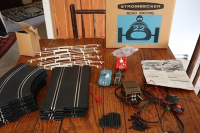 VINTAGE 1960s STROMBECKER RACING SLOT CAR SET WITH 2 CARS