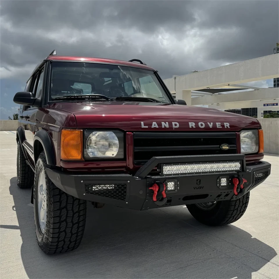 Vijay Fit 1999-2004 Land Rover Discovery II Front Bumper with Lights and D-Ring Foto 3 de 4