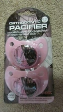 Mossy Oak Orthodontic Pacifier 2-Pack - Pink - BPA Free - 0-6 Months -New (G 69)