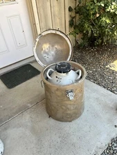 liquid nitrogen semen dry/shipper