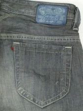 NEW DIESEL Thanaz 660S 27 x 32 BNWT $270 S/S 2012