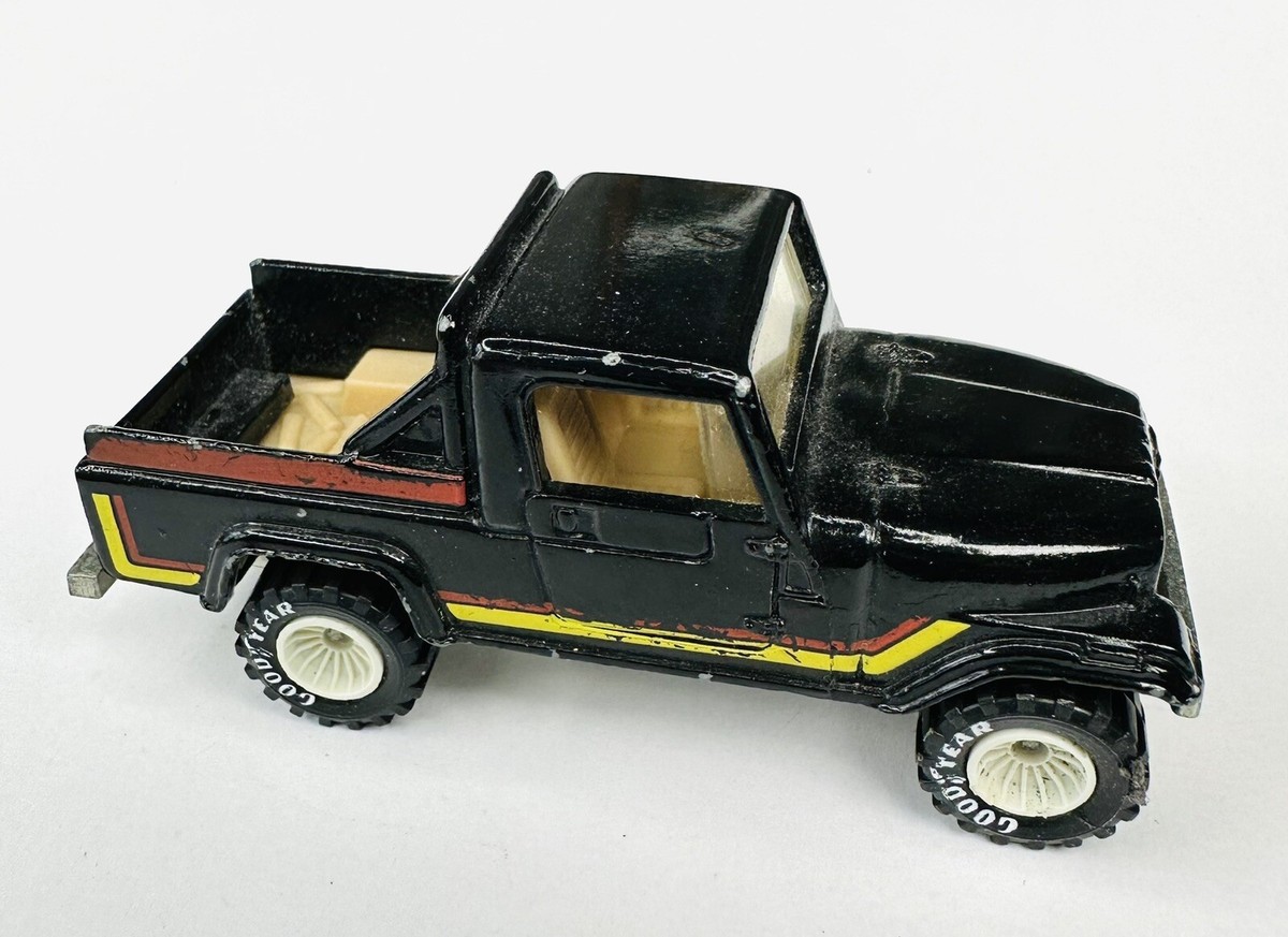 旧いHot Wheels Jeep Scrambler No. 4370 Hot Wheels 1983 Black - JEEP SCRAMBLER - Real Riders White