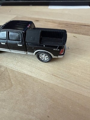 1/64 Scale Triangle Truck Bed Tool Box For Custom Farm Displays (8-Pack)