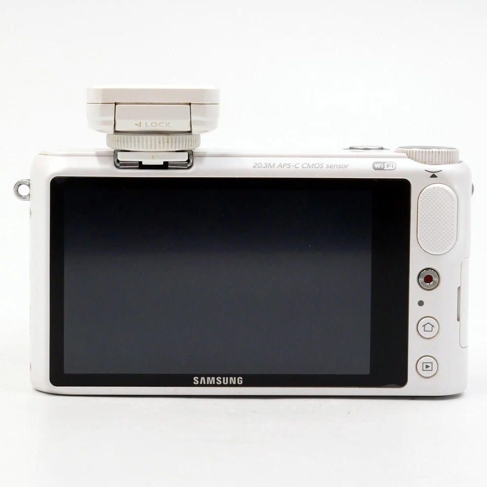 Samsung NX 2000+20-50/3.5-5.6 -Used- - Image 3 of 4