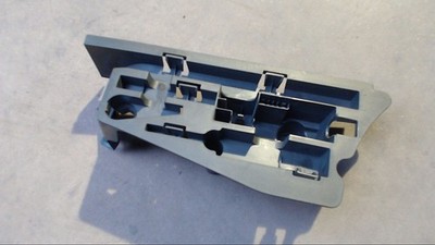 Audi A6 Bj 2004 Halter Kasten Bordwerkzeug Pannenset 4F5012111 guter Zustand