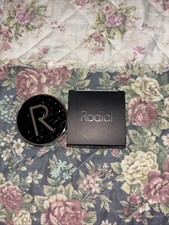 Rodial Glass Powder Loose Blurring Setting Powder Soft Focus Finish 8 g/0.28 oz