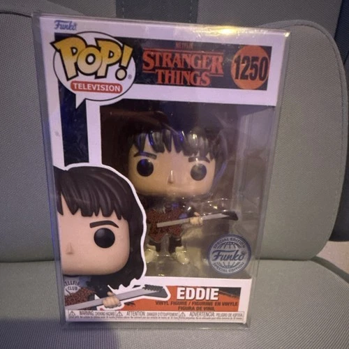 Funko Pop! Vinyl: Stranger Things - Eddie #1250 Special Edition Protector