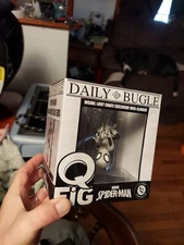 Marvel Spider-Man Q-FiG Daily Bugle Inside: Loot Crate Exclusive Web-Slinger