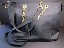Black Tote Satchel Shoulder Bag Purse Red Lining Gold Chain Zip Closure CB BC