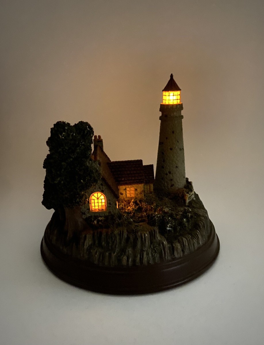 Vintage 2004 Thomas Kinkade Light Up Lighthouse Night The Village