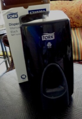 Tork Manual Foam Dispenser Black S21 system NIB 571028