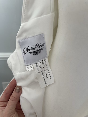 Stella York Wedding Dress - Picture 4 of 8