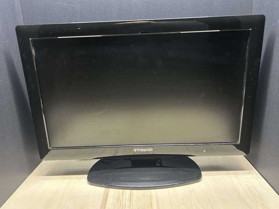 Polaroid TLAC-02255 22” HD LED Retro Gaming TV W/Remote Tested & Working 1080P - Image 2 of 4