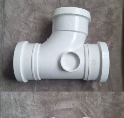 Bodenrohr 110 mm T-Stück Abzweig - weiß Dreifachmuffe