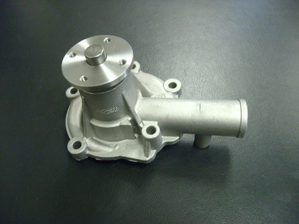 Bomba de agua OAW M1370 para 83-89 Mighty Max Montero Power RAM 50 2,6 L SOHC Foto 3 de 4