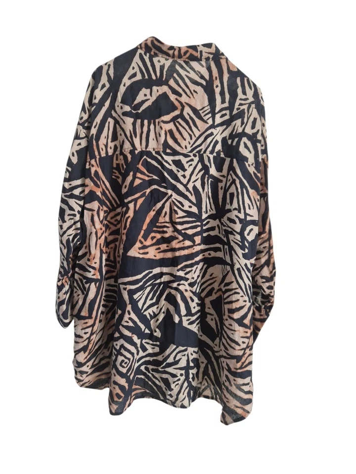 Women H&M Curves Oversized Shirt Long Sleeve Knee Length Print XXL Chest 66" - Image 2 of 4